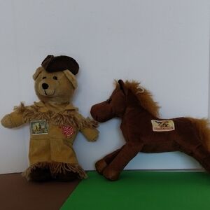 2002 USPS Stamp Lewis & Clark Bear & Texas Stamp Horse Pair